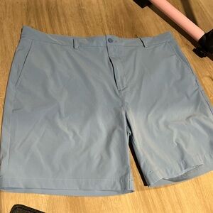 Mens vineyard vine shorts